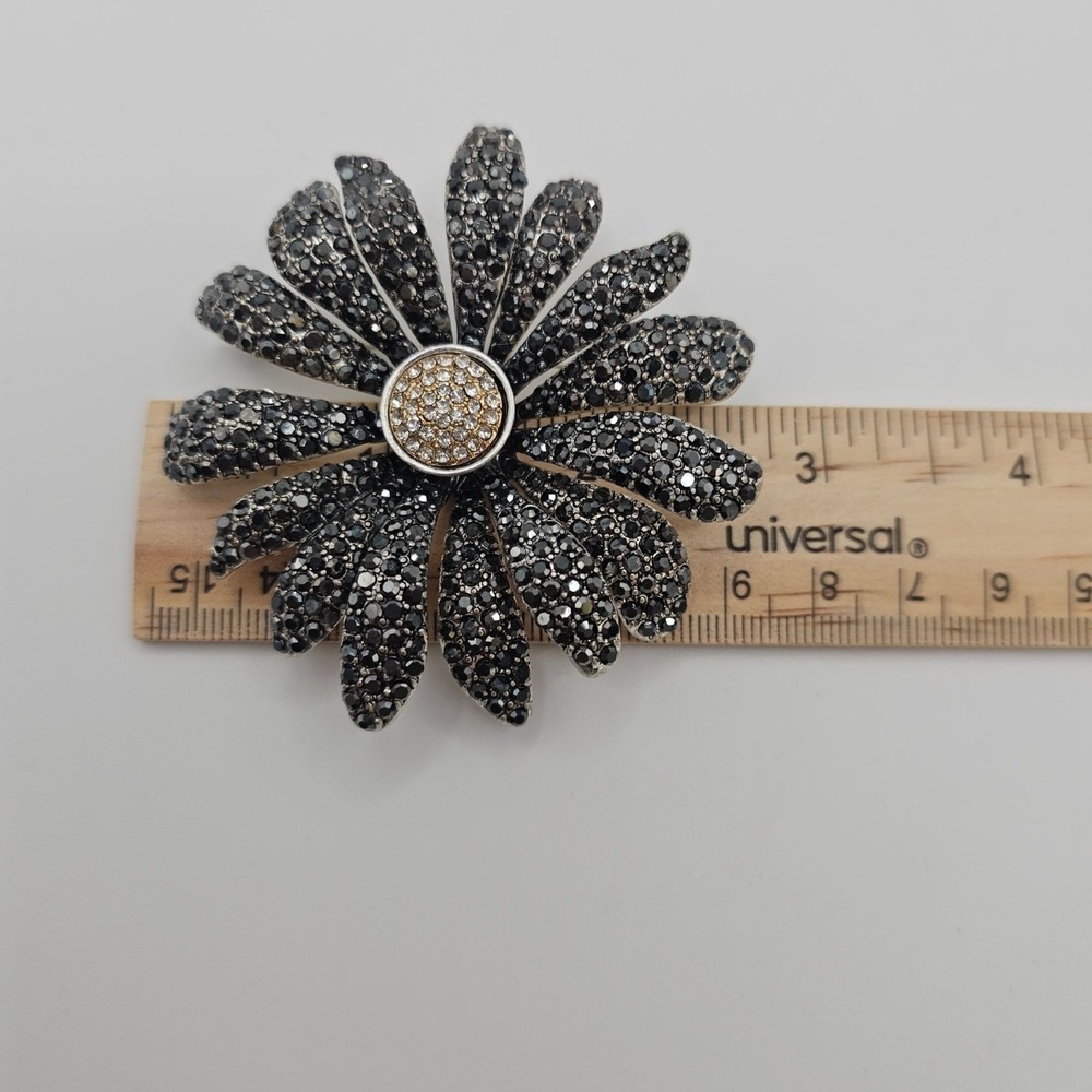 Floral‎ Rhinestone Brooch Pin Dark Silver Tone Daisy Statement 2.75" Sparkle - Picture 3 of 13